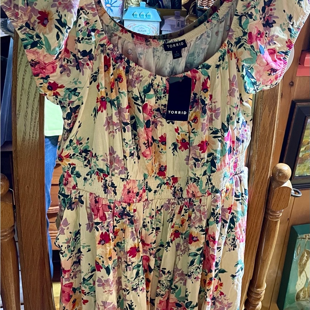 NWT TORRID SIZE 1X 14-16 summer dress, rayon/spandex